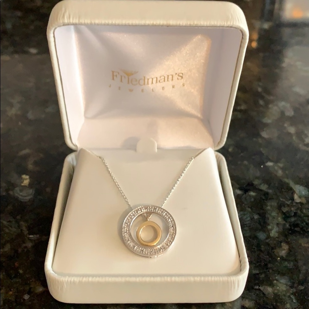 Silver, yellow gold and diamond accent pendent - Picture 2 of 8